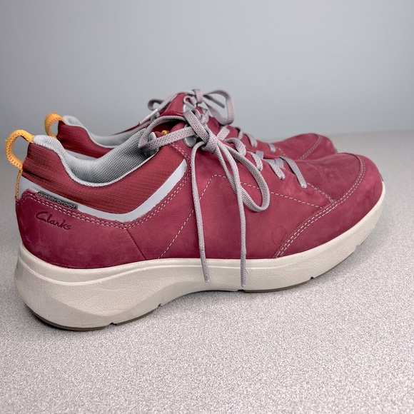 Women’s Clarks Wave 2.0 Lace Waterproof – Wine - Picture 3 of 9
